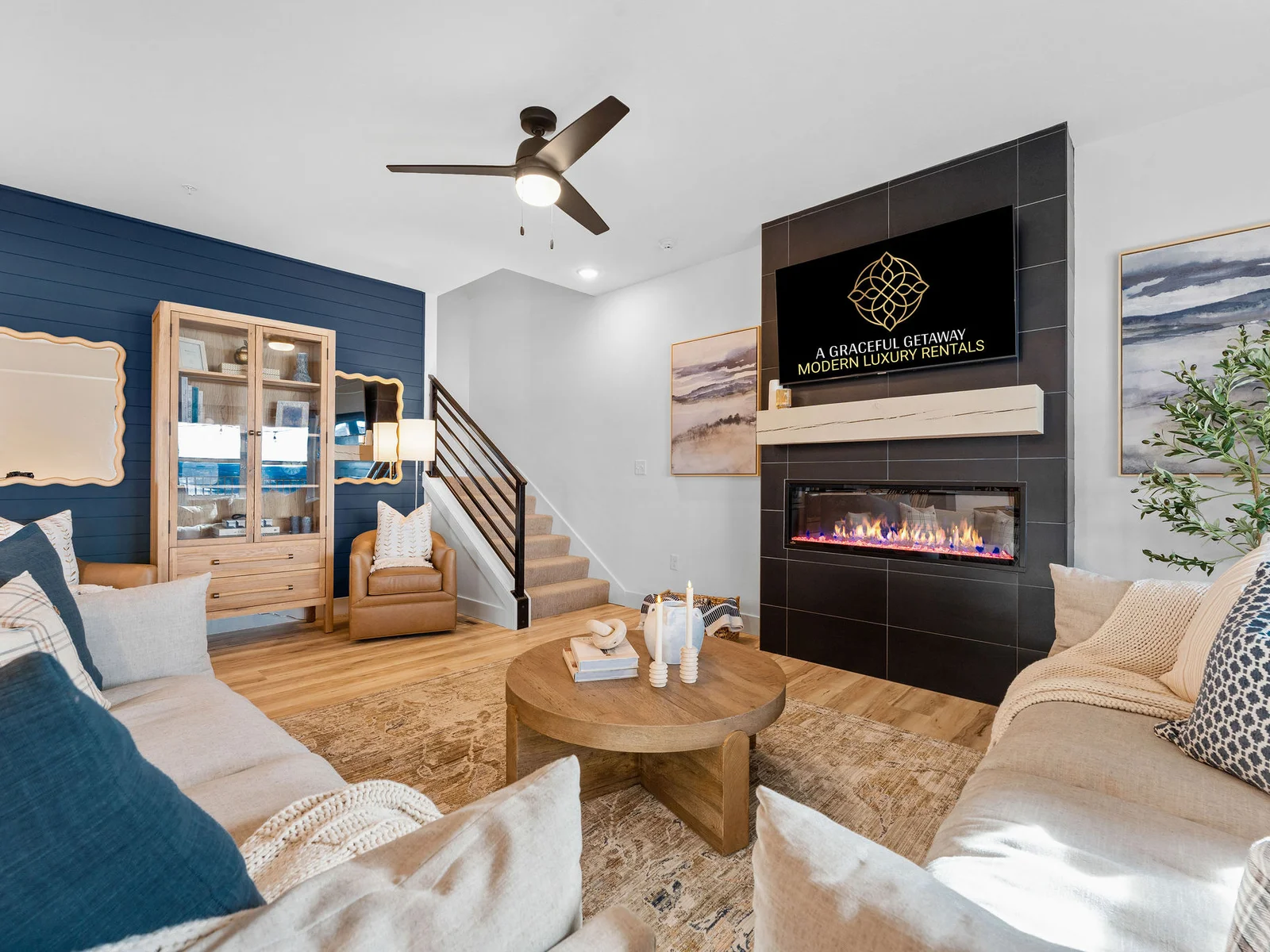 Gather around the fireplace with the family!