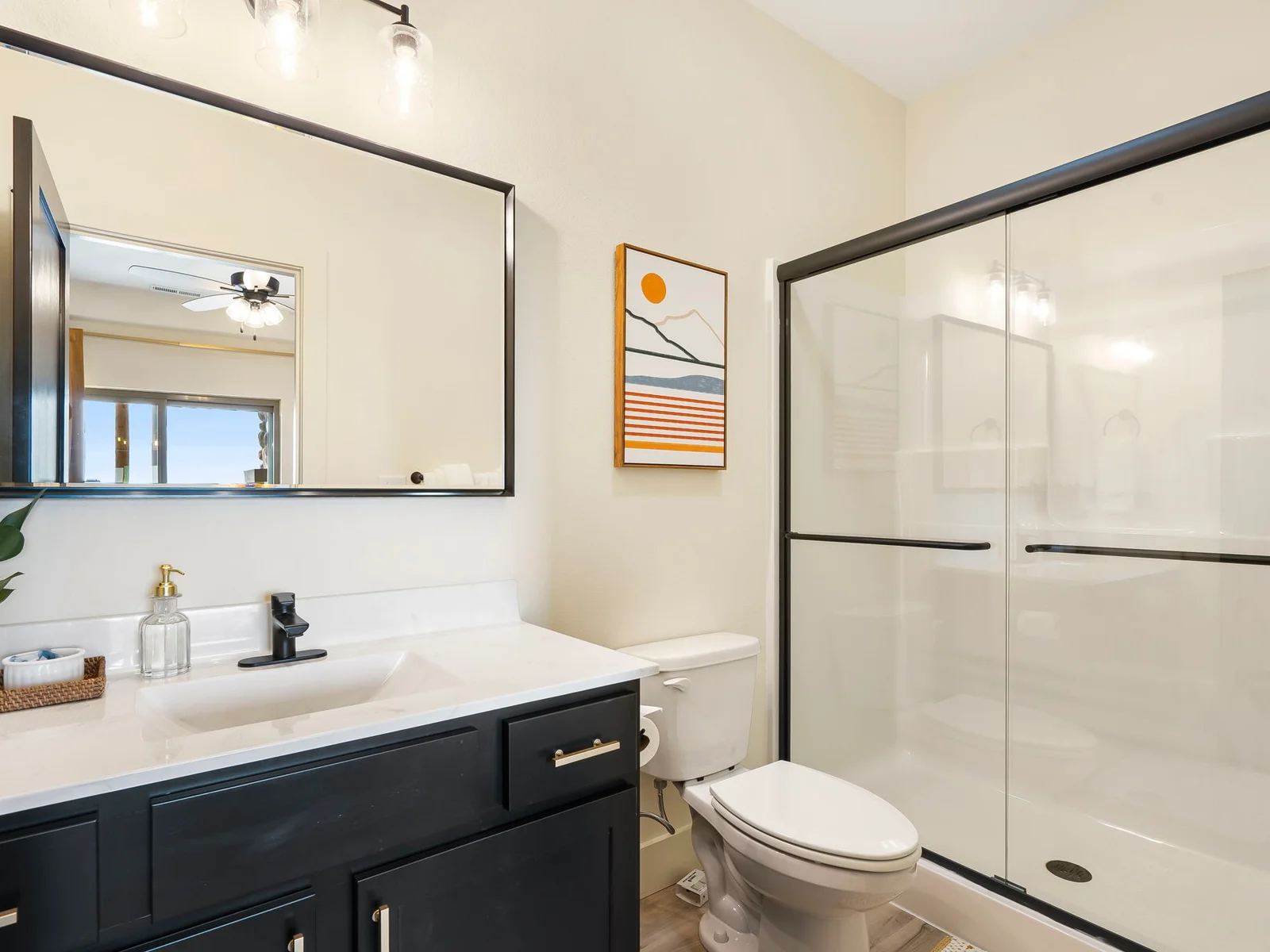 King #3 ensuite bath