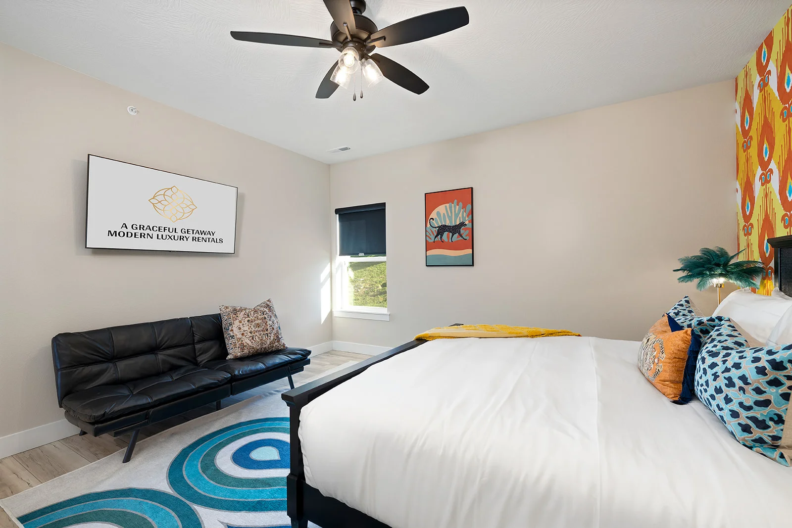 Upper level king bed & futon w/ ensuite bath