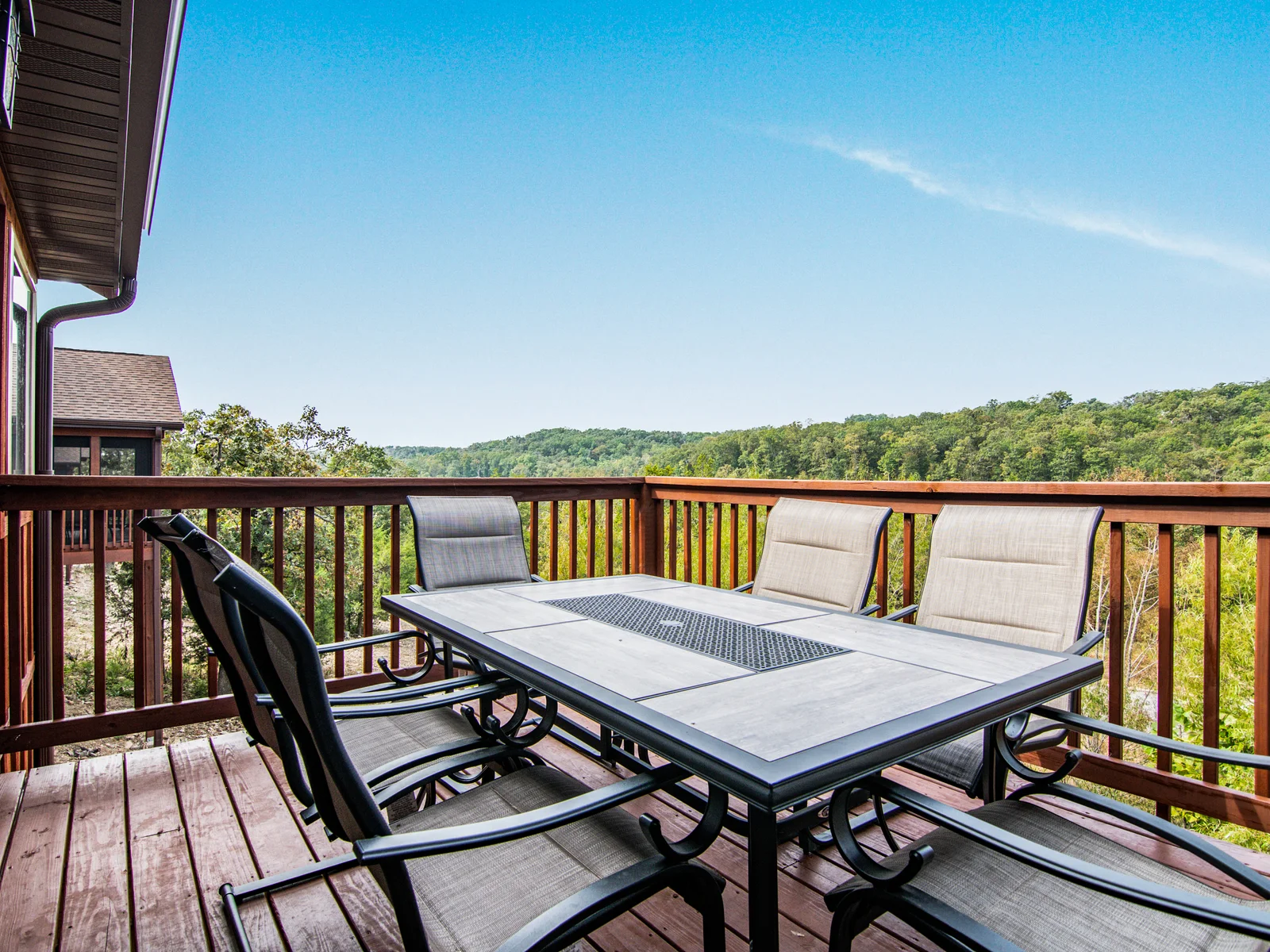 Enjoy the great outdoors with several different seating options!