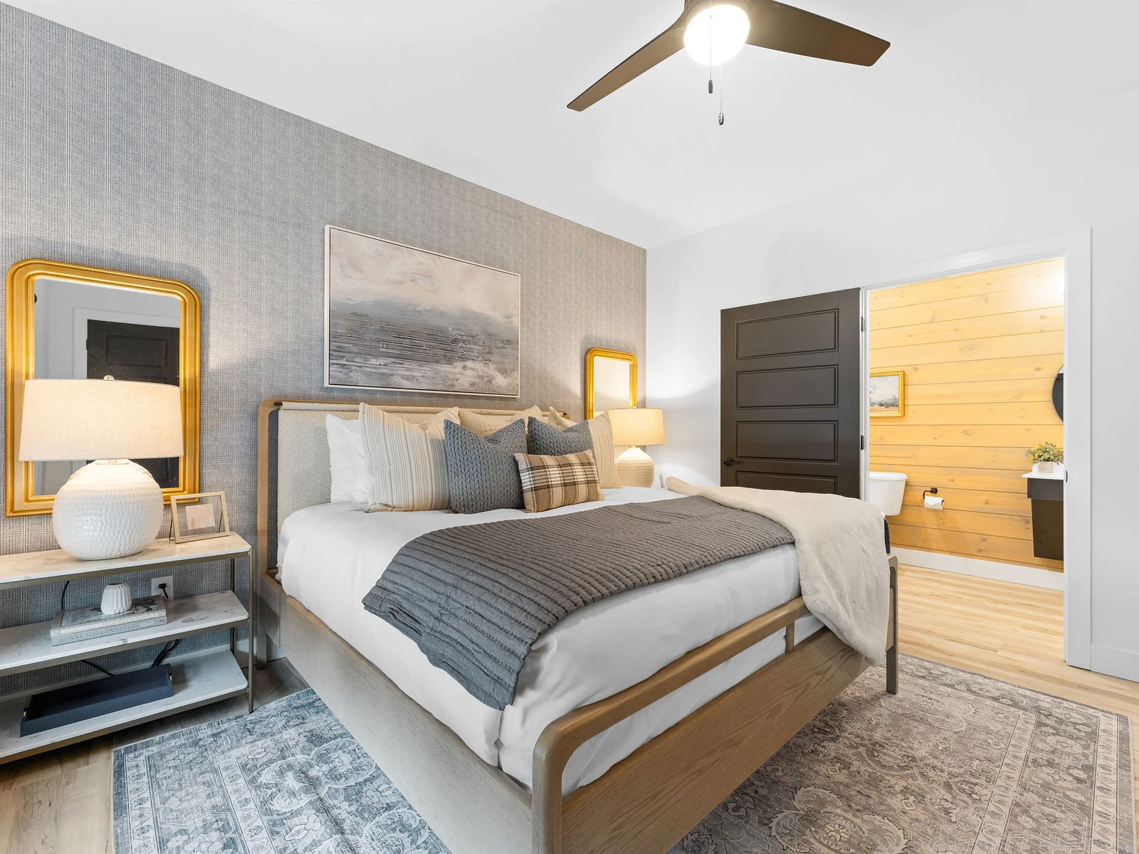 Main level King bedroom w/ ensuite bath