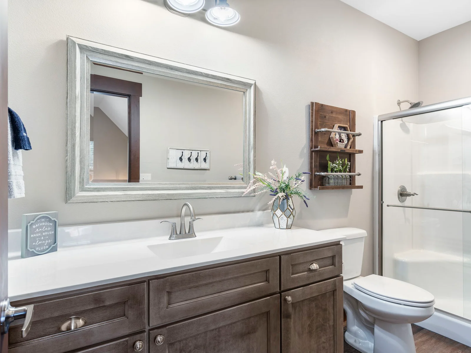 Upper level bathroom