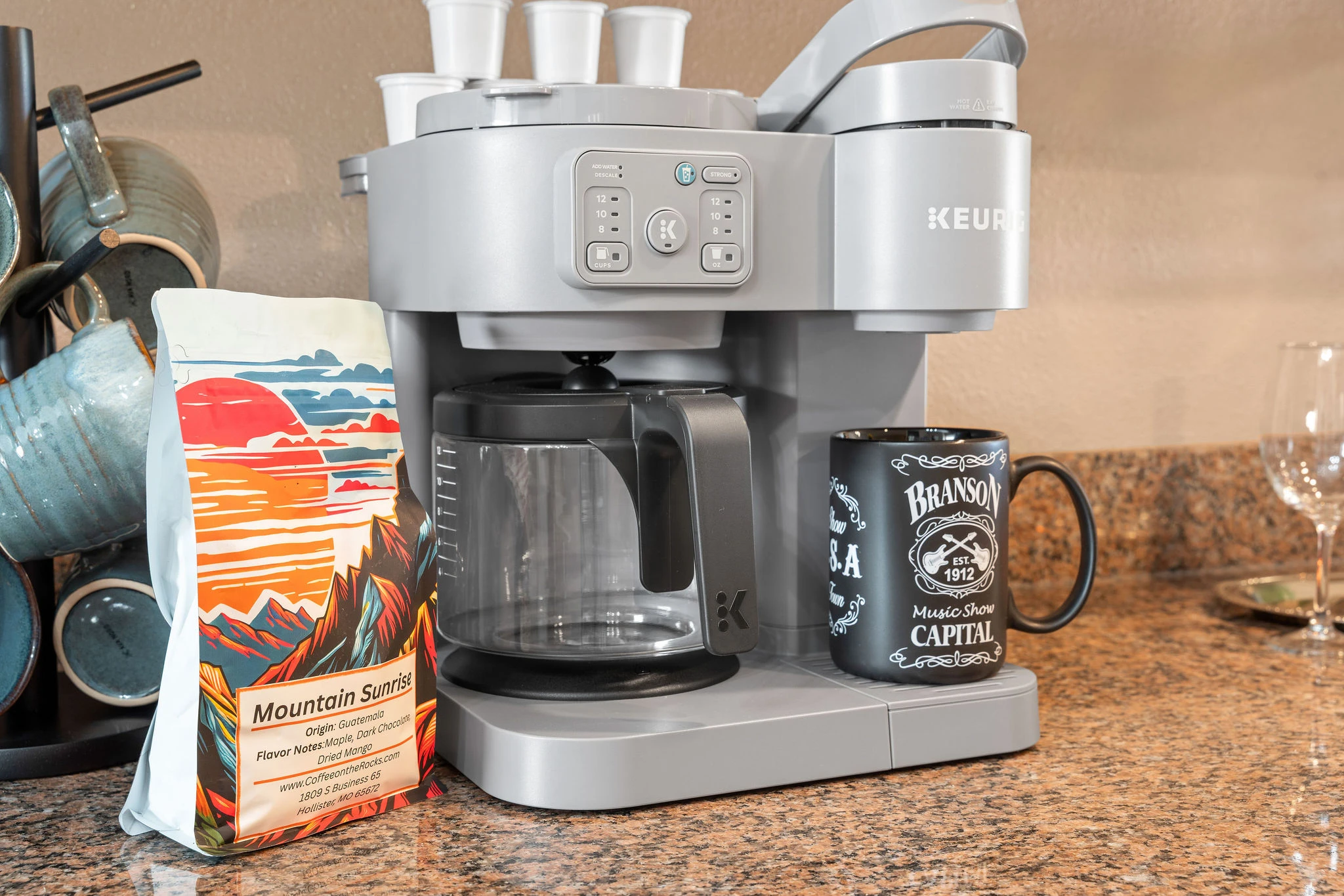 A Keurig Duo that will provide both drip coffe and K-cups