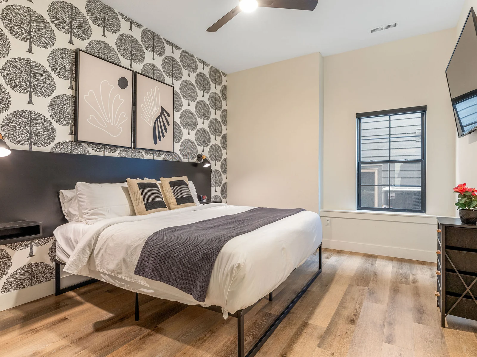 Lower level King bedroom #1 w/ ensuite bath