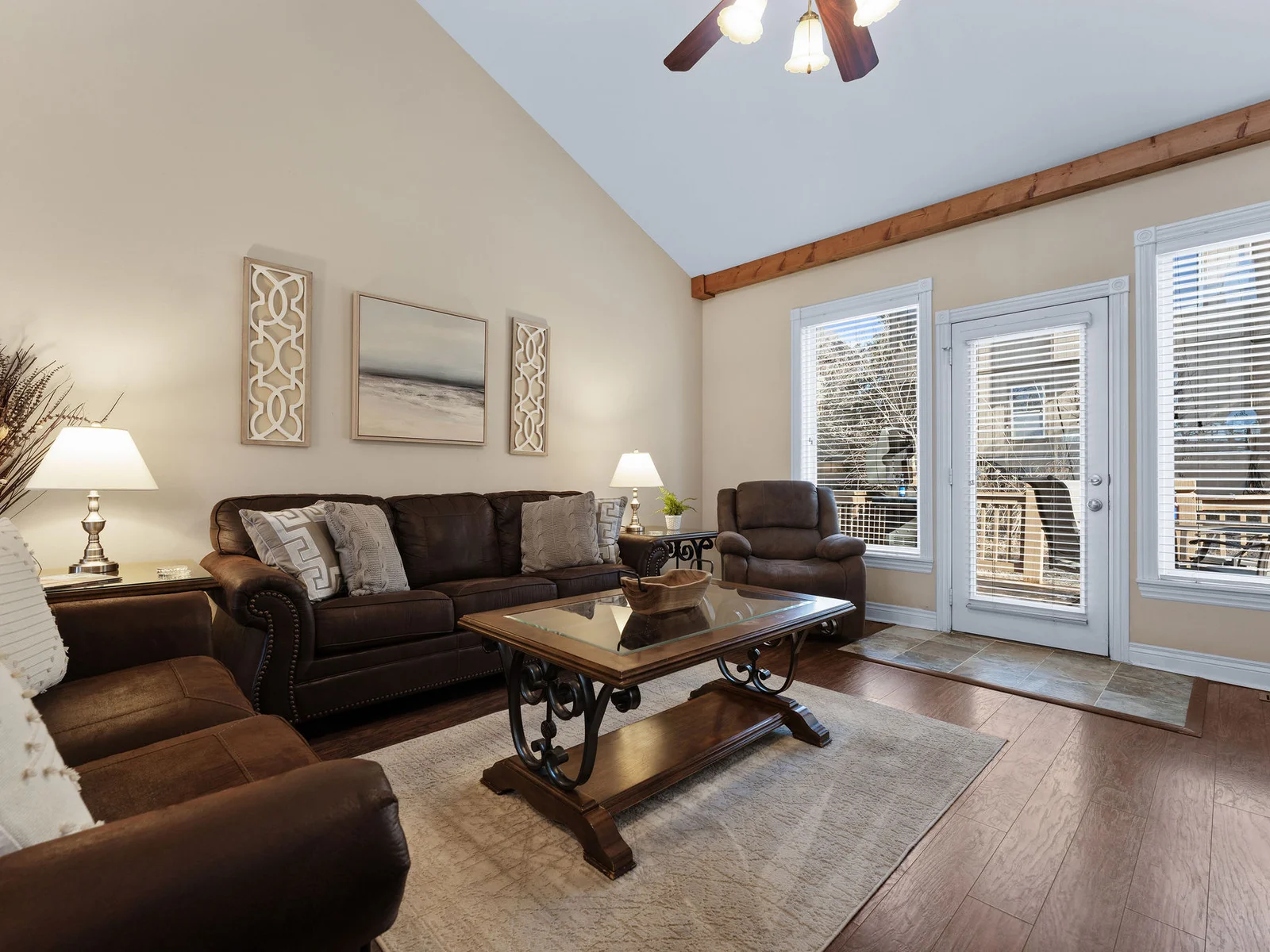 Oversized recliner to sink into