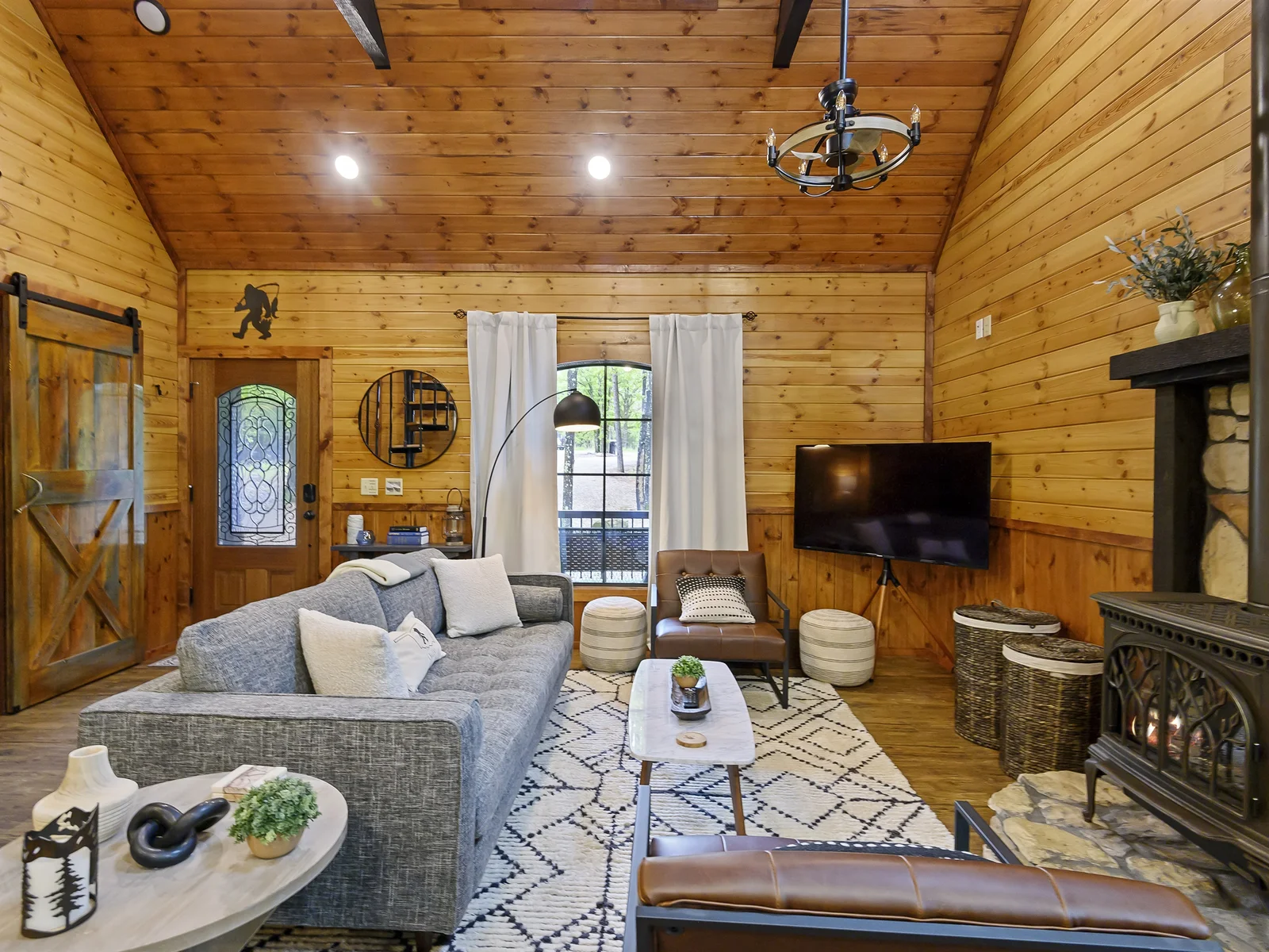 Where Comfort Meets Warmth — A Living Room Designed for Pure Relaxation