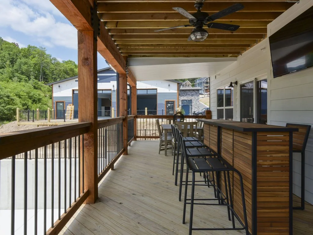 Cedar Rock Lodge
