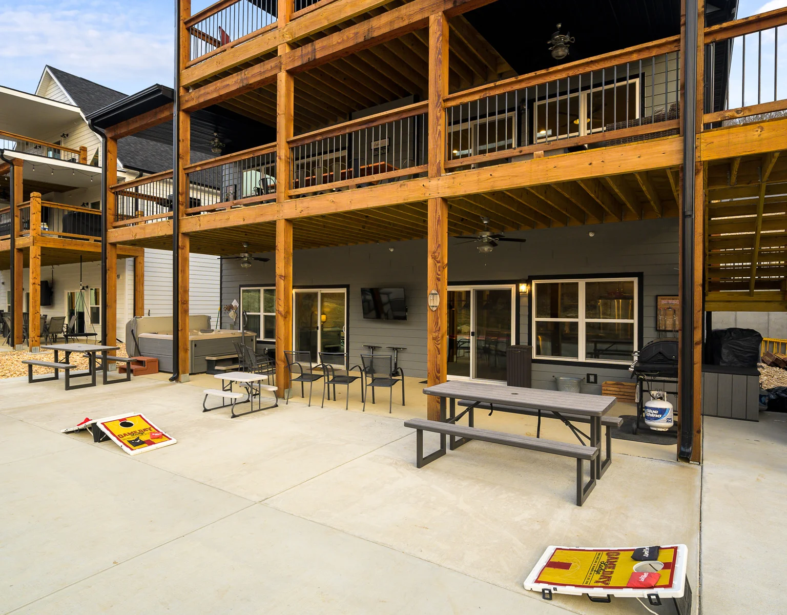 Three spacious decks for entertainment