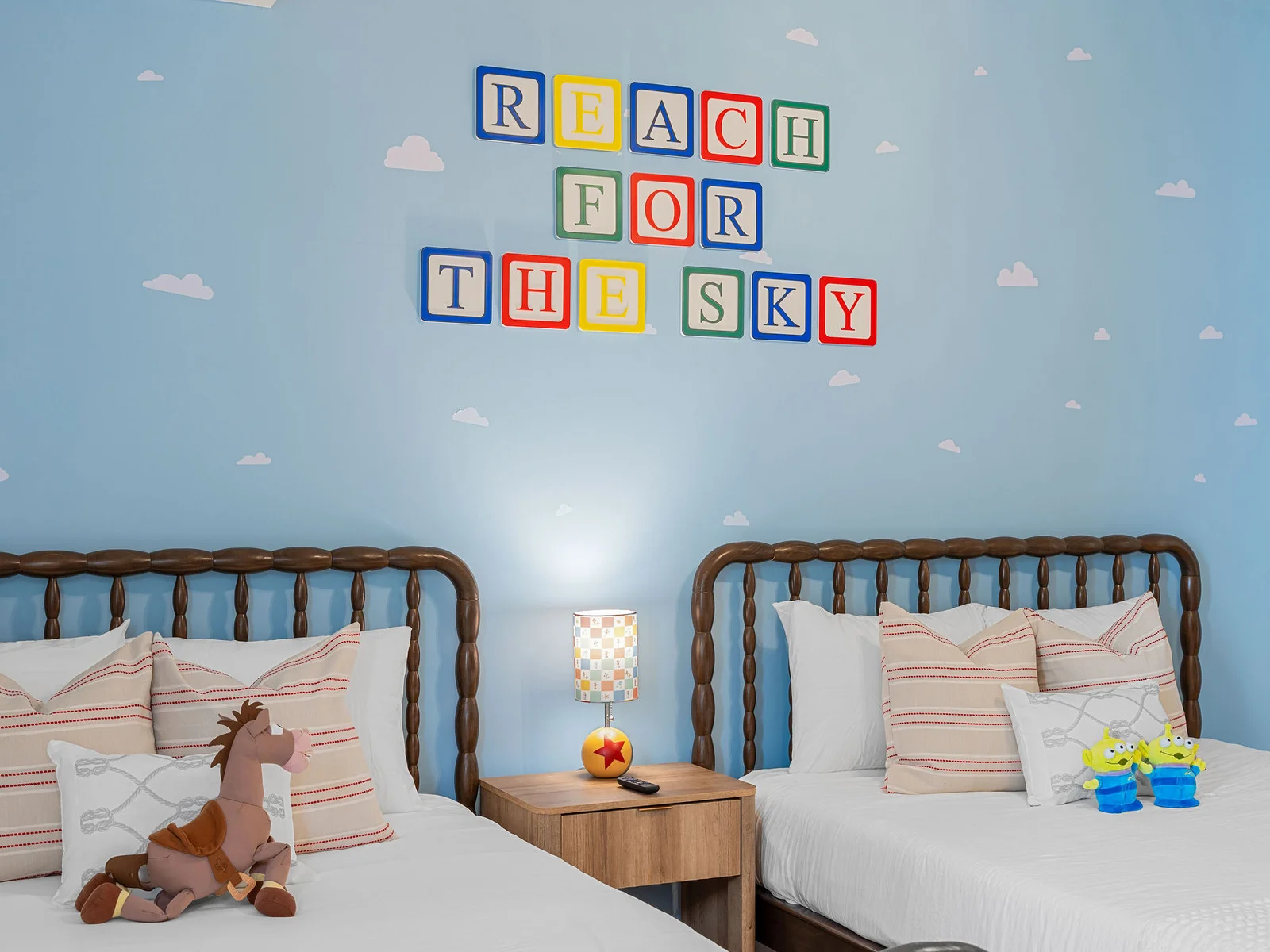 From bedtime stories to unforgettable memories, this Toy Story-themed room adds a little extra magic to your family vacation.