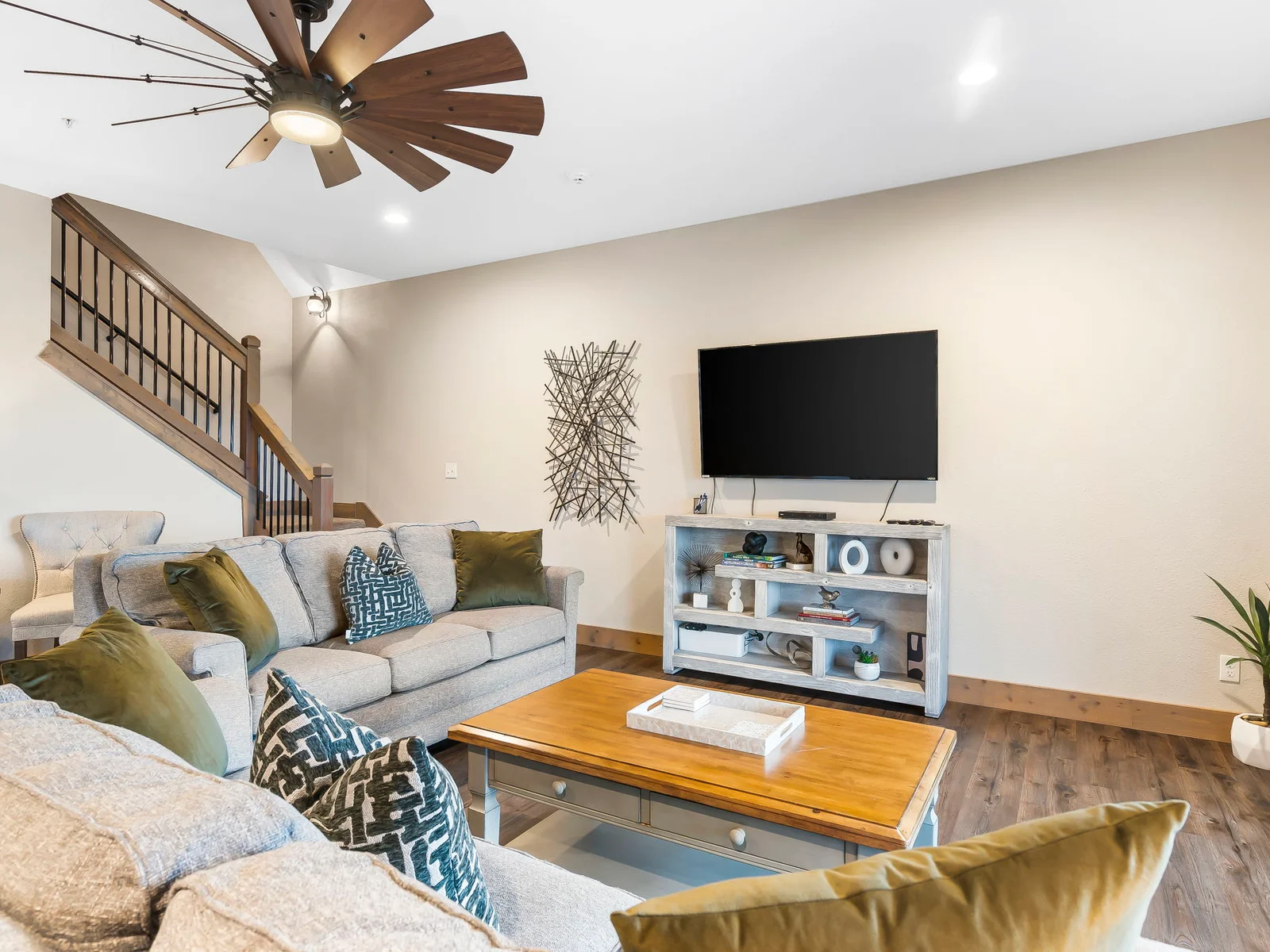 Main level living room