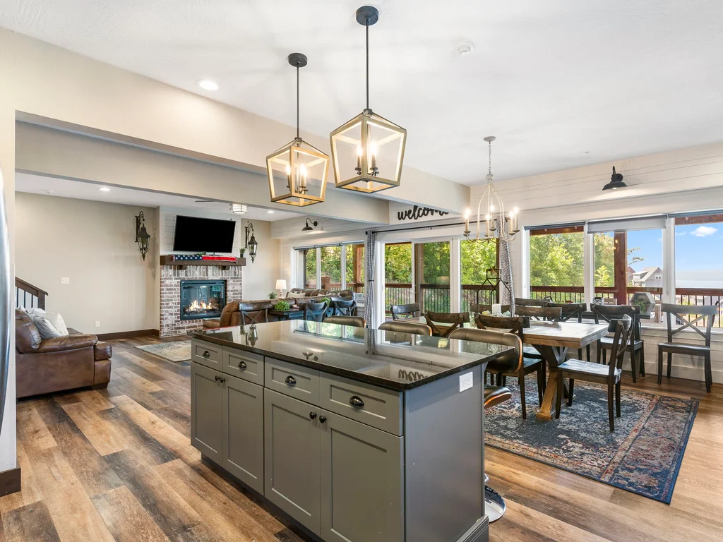 Ridgetop Retreat