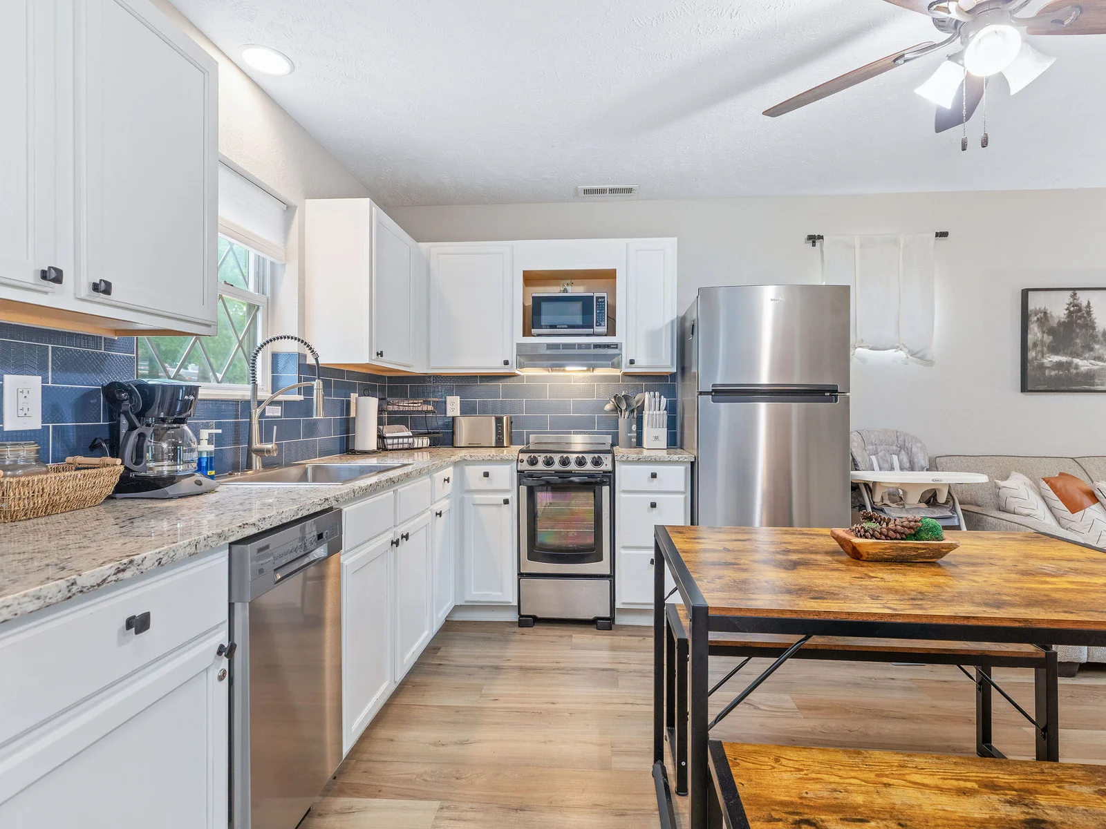 Full stocked kitchen