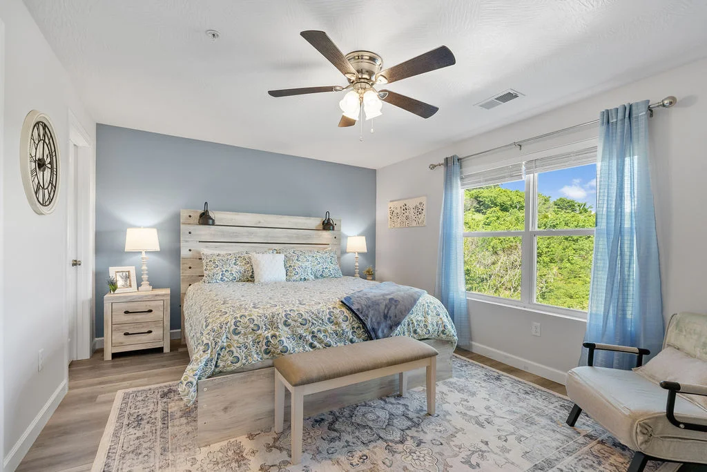 Primary King En Suite with Luxury Bedding