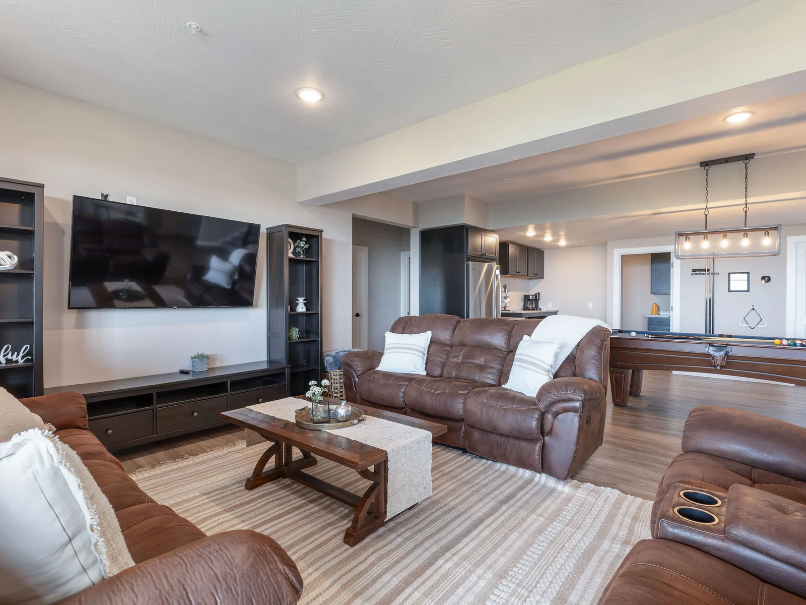 Lower level entertainment space with all kinds of space!
