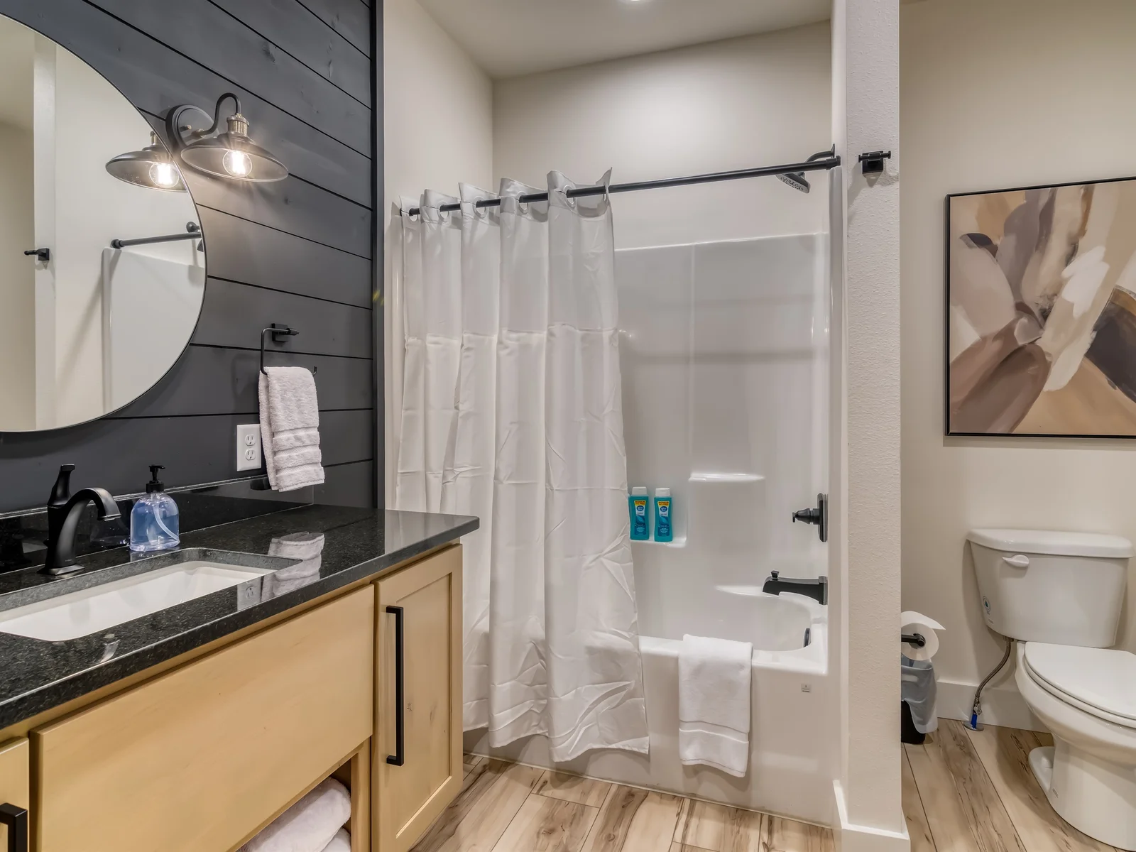 King #2 bathroom