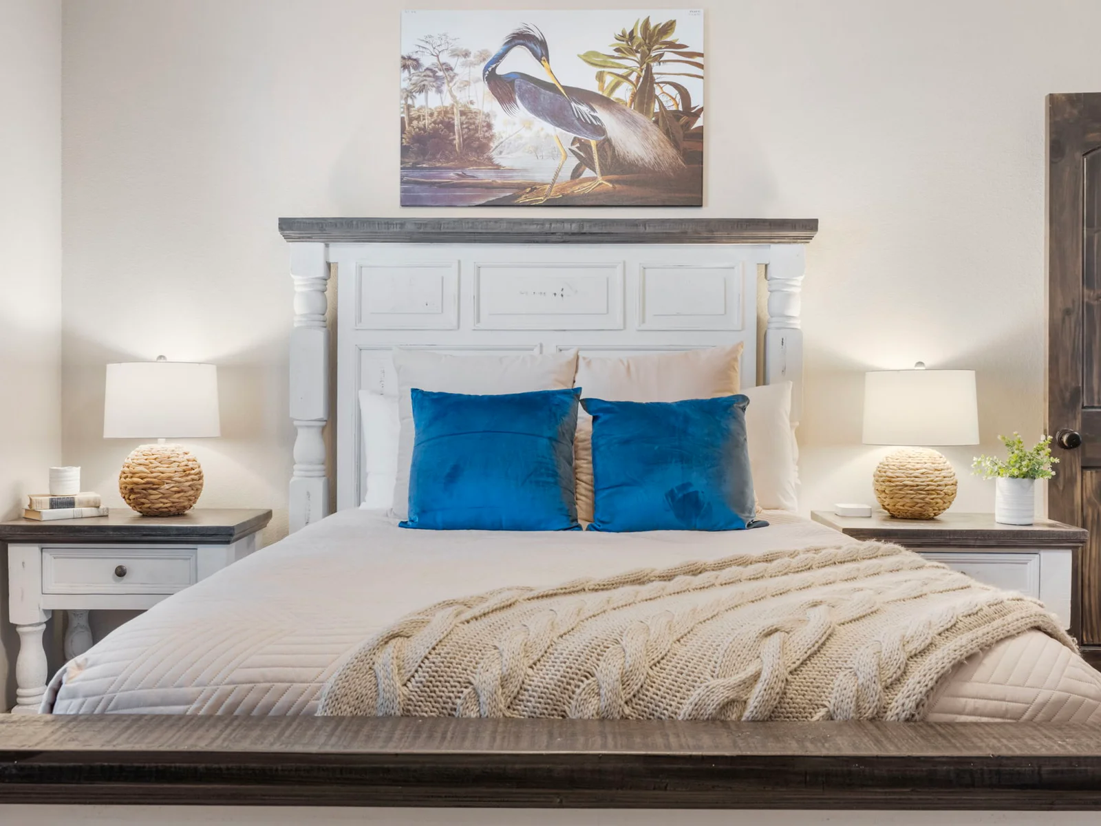 Upper level Queen bed #2