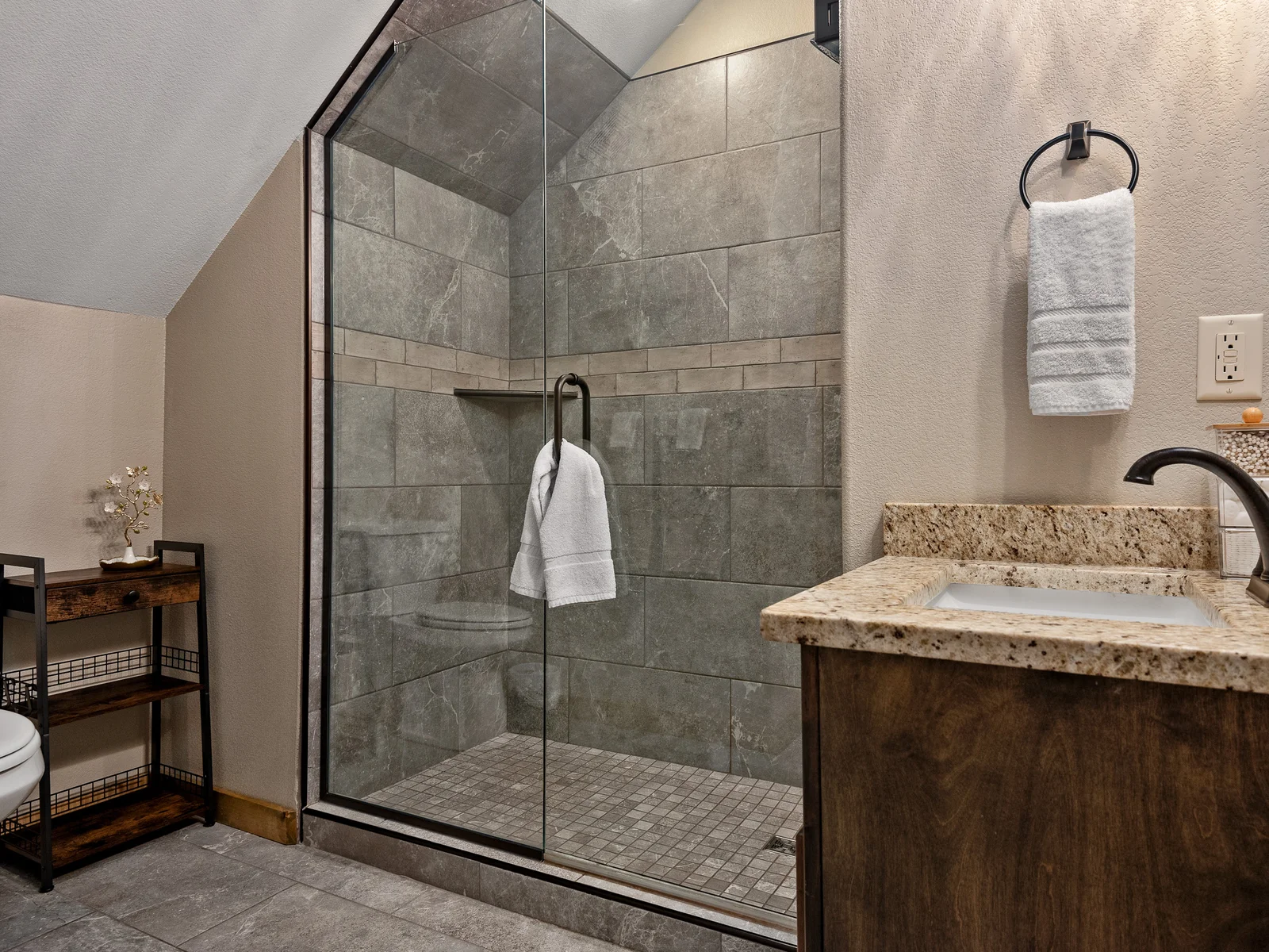 Ensuite bathroom