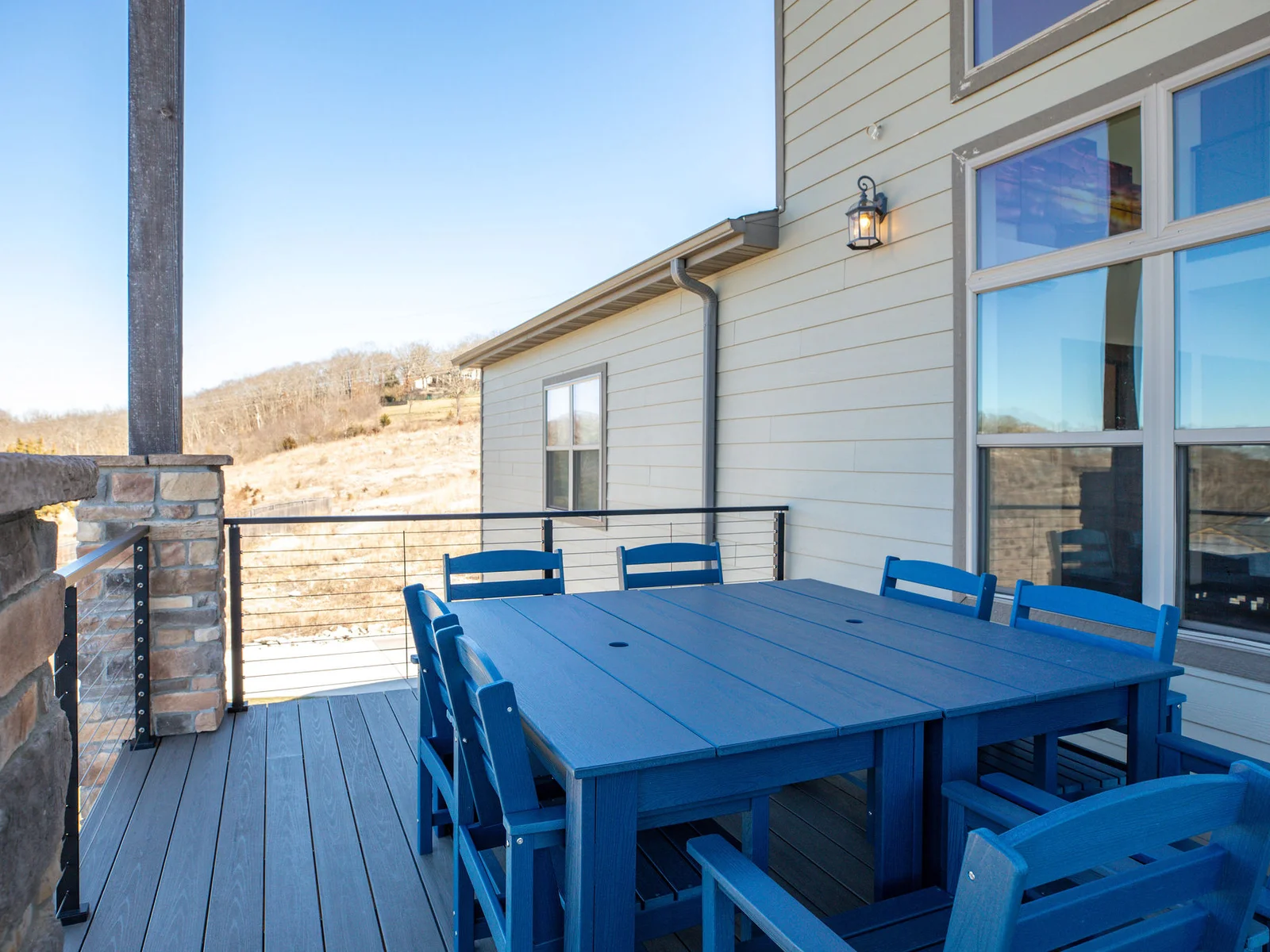 Dine with the family outside with a view!