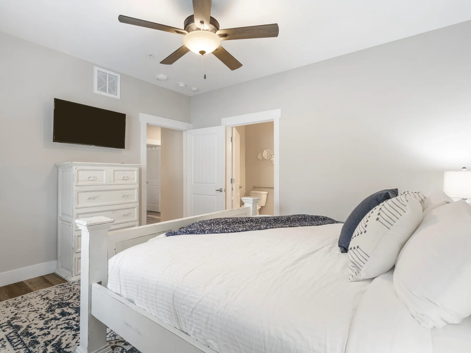 Main level king bedroom #1 w/ ensuite bath