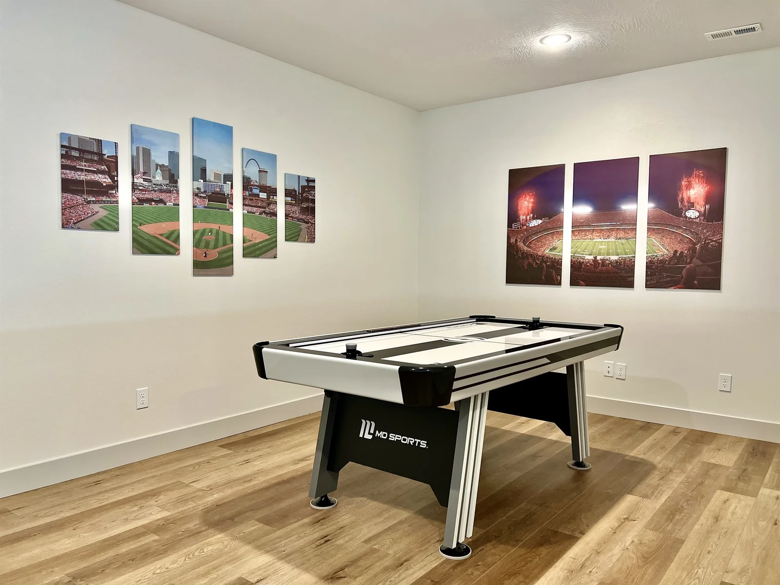 Hockey table in your private game room!