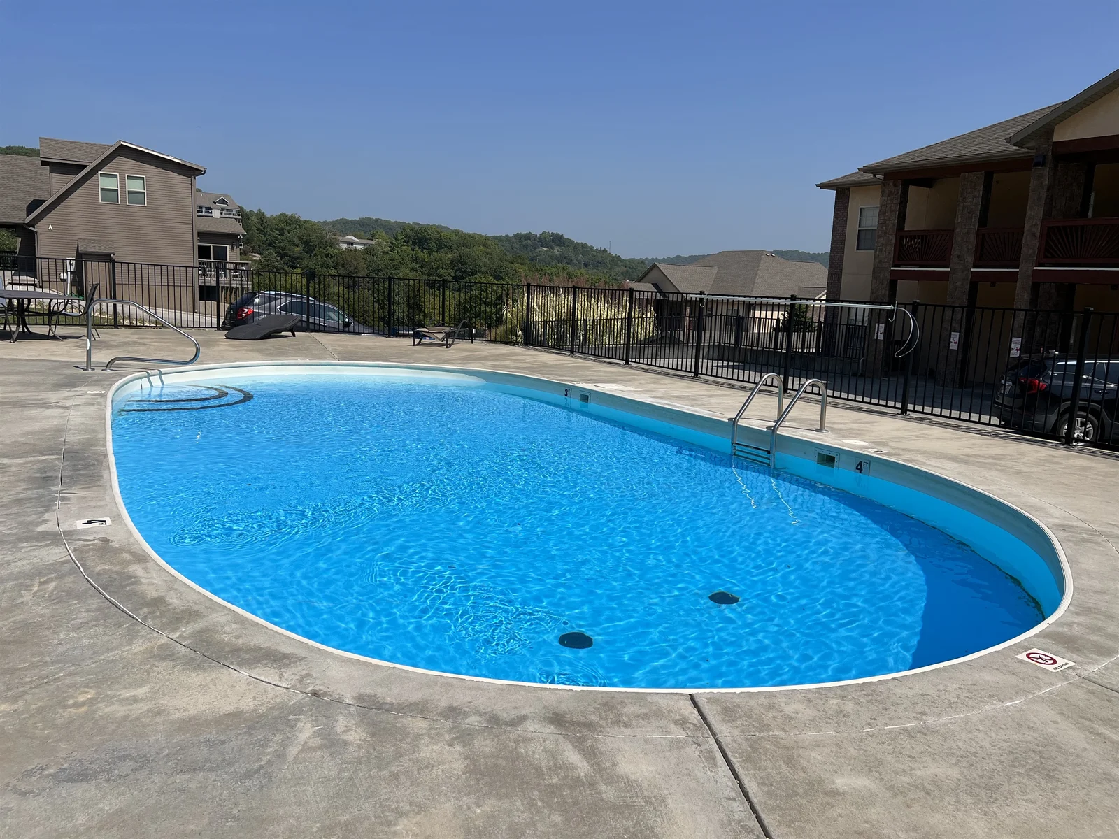 Second pool with playground