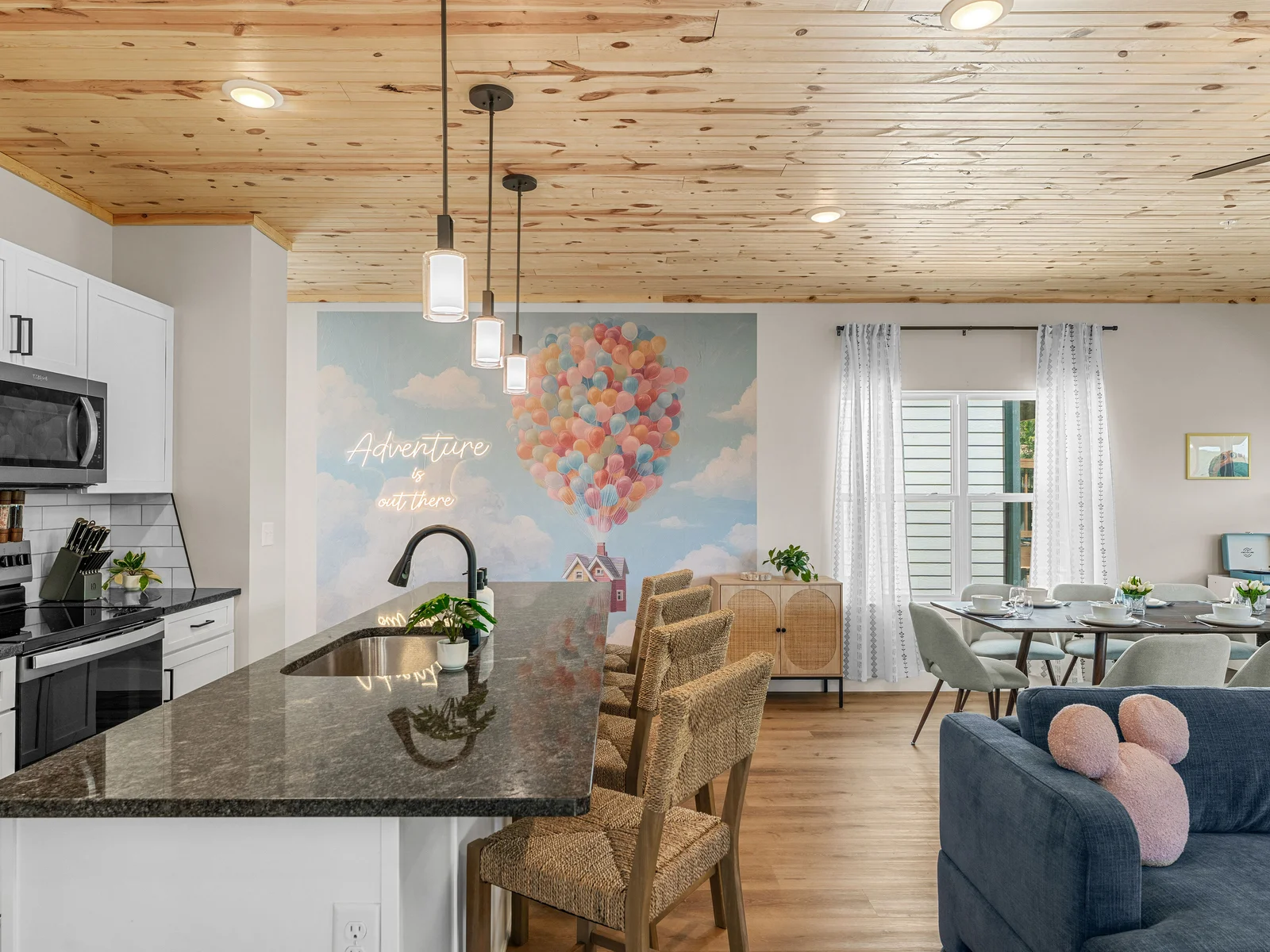 Cook, gather, and make memories in this fully equipped kitchen.