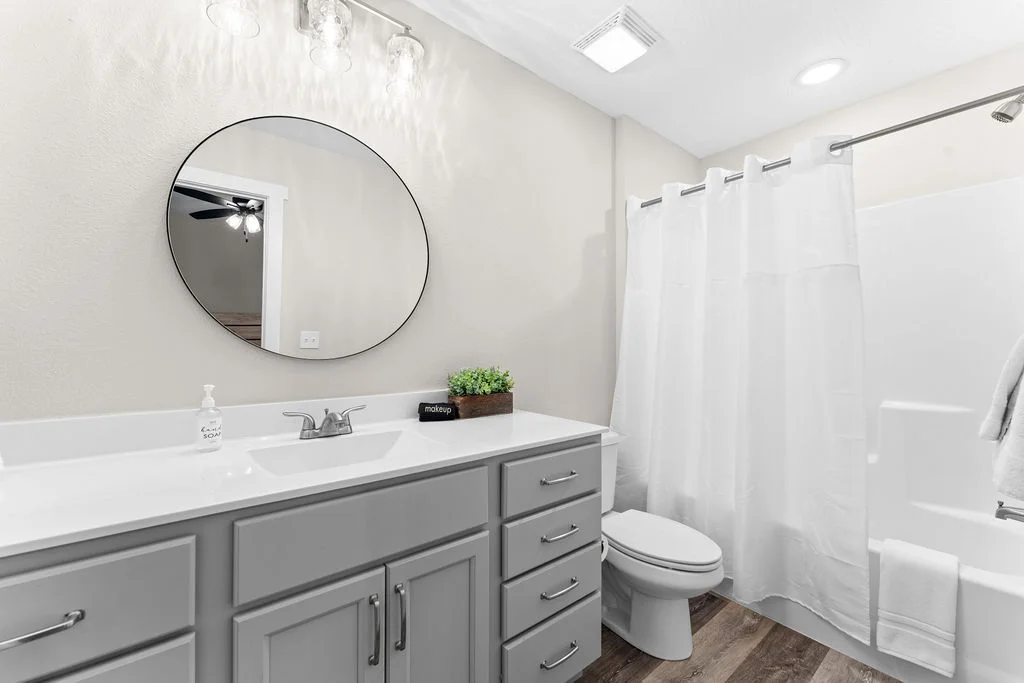 Ensuite bath