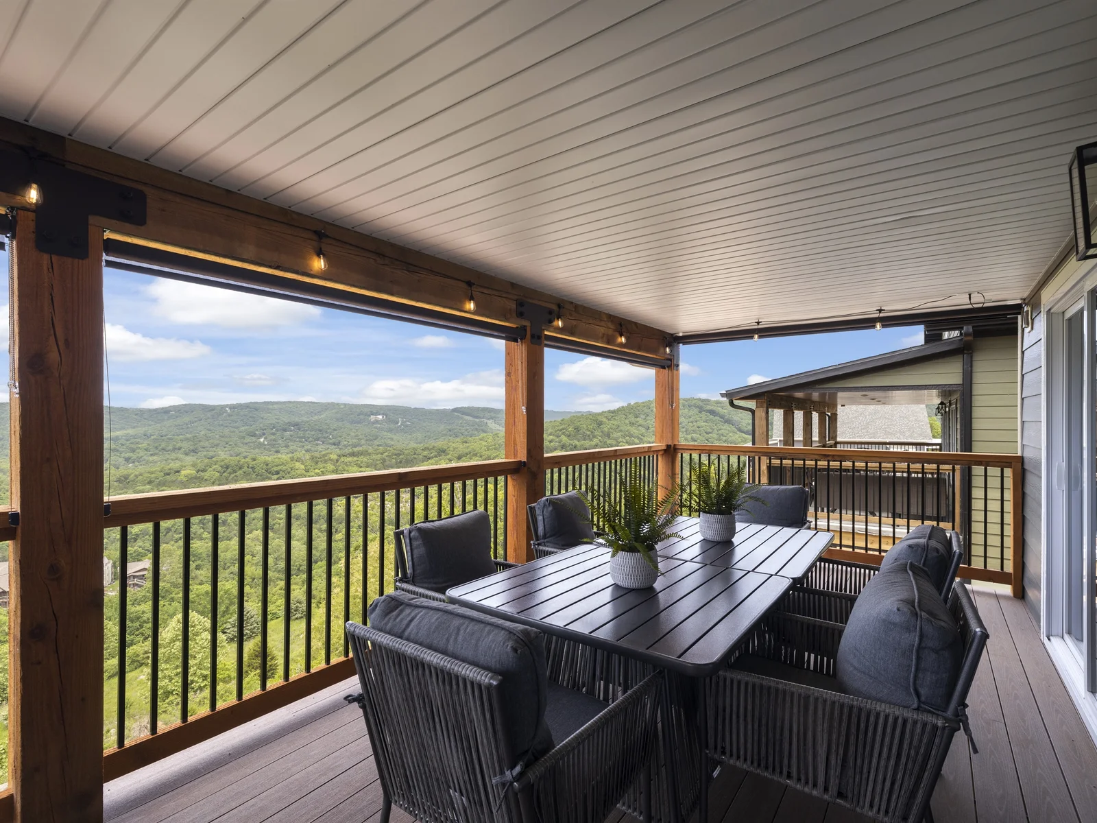 Plenty of Seating outdoors