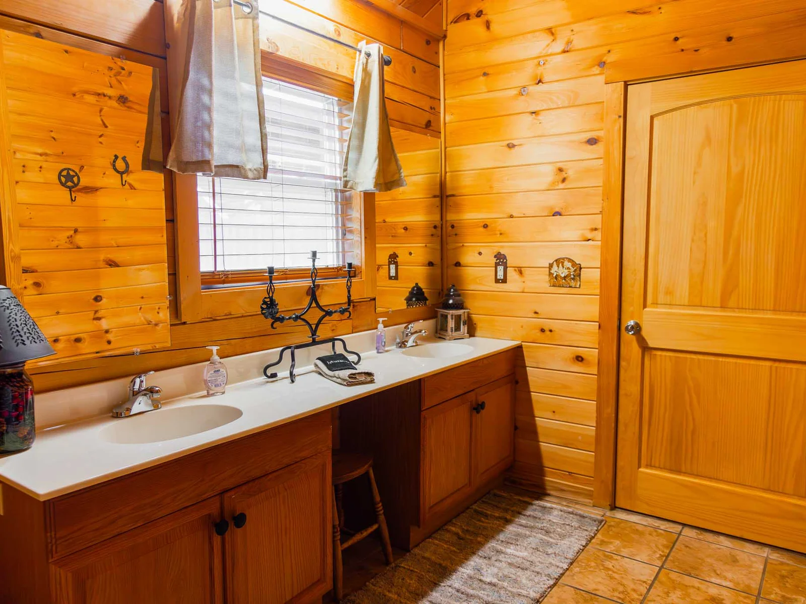 Dual sink!