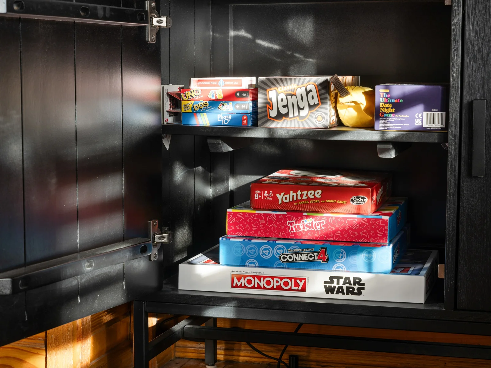 Game night magic—where fun meets togetherness