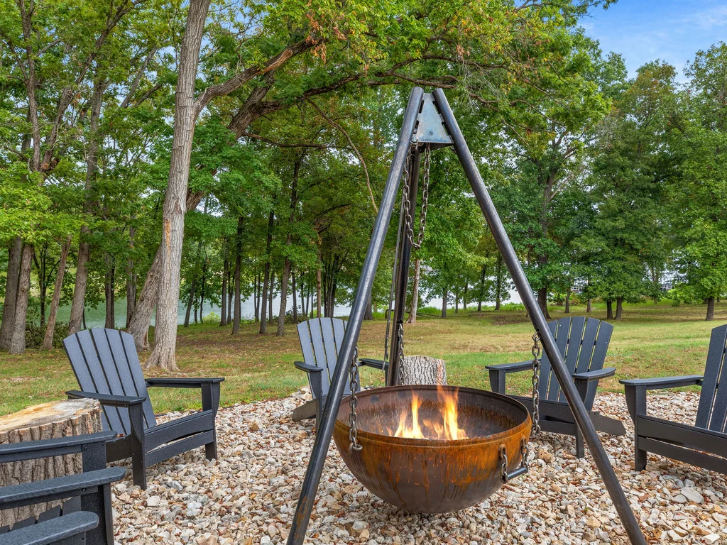 Emerald Cove Lodge
