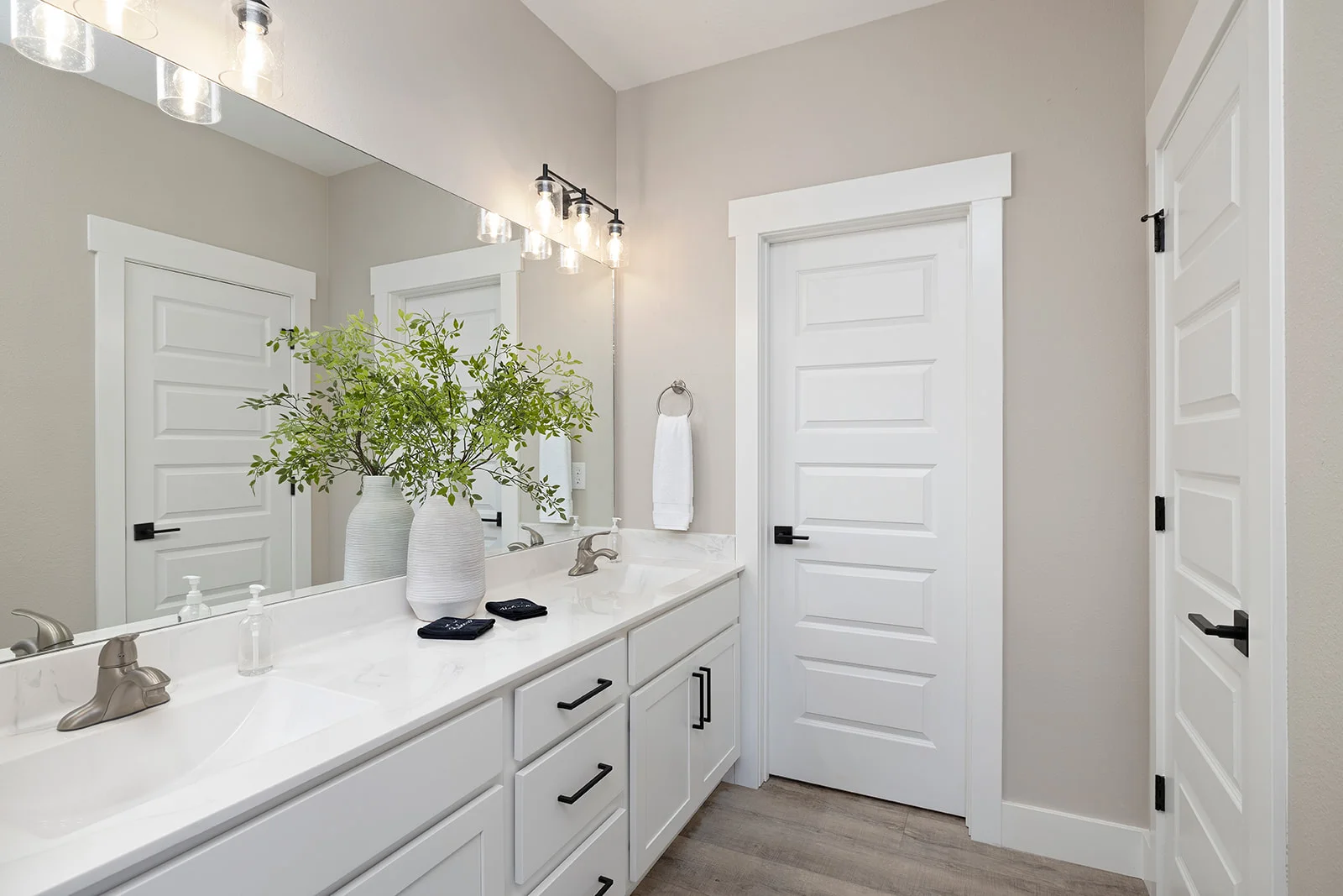 Ensuite bath