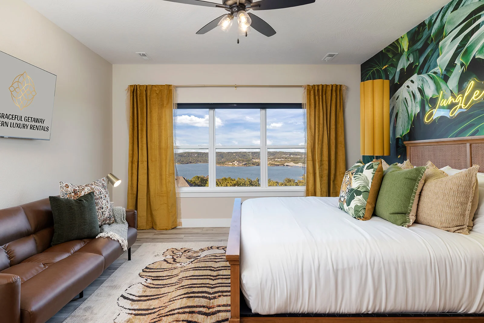 Upper level King bedroom & futon w/ ensuite