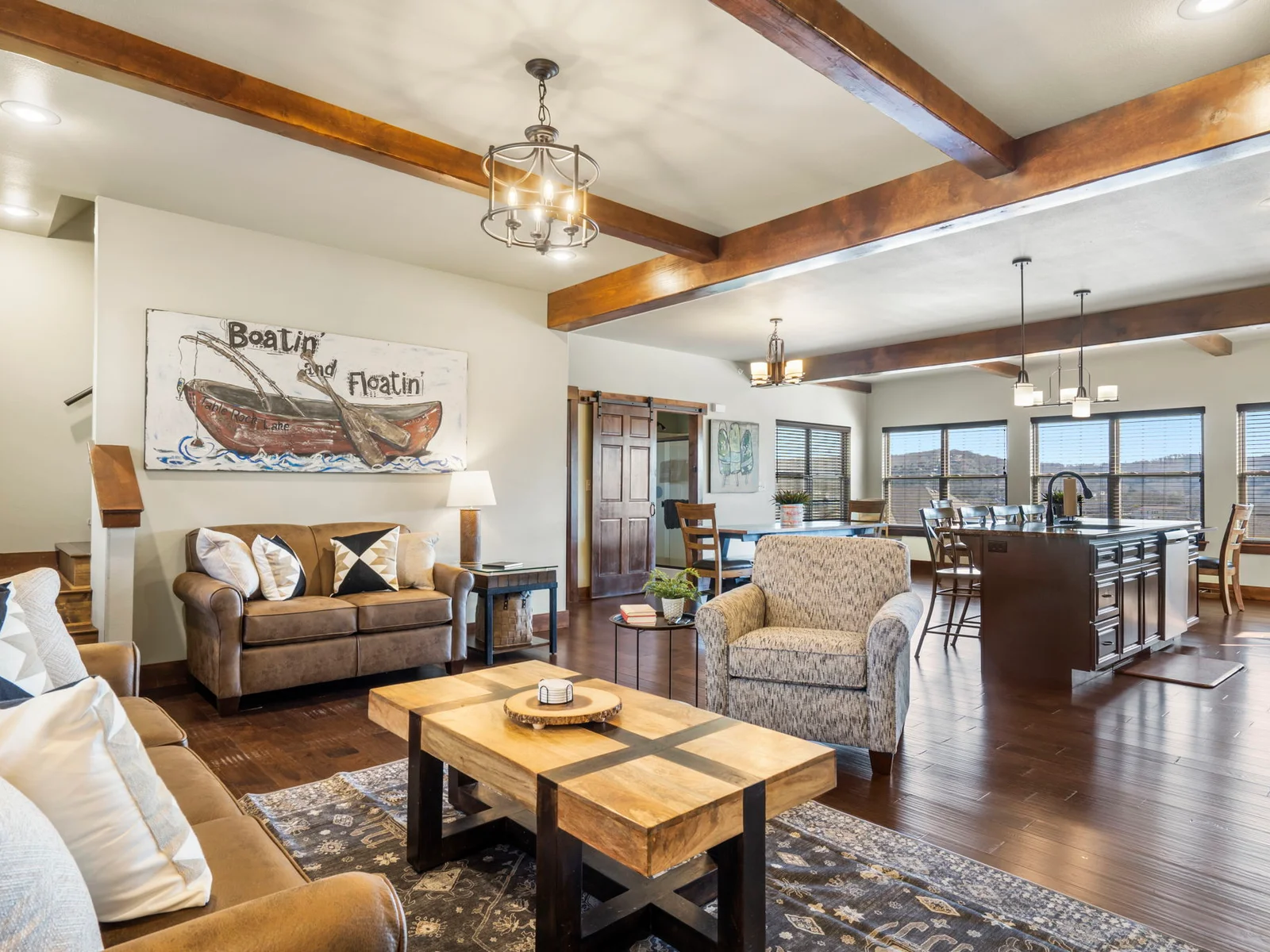 Open floor plan in the main living room!