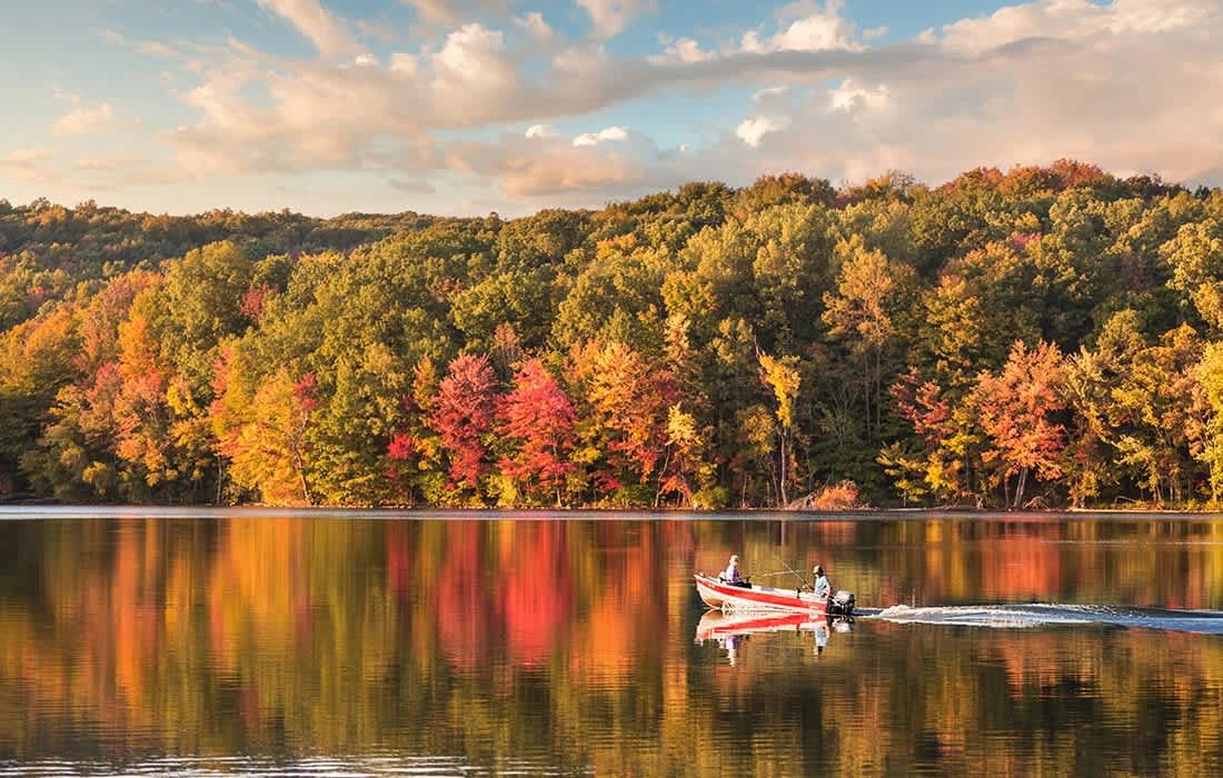 Table Rock Lake/Lake Taneycomo/Moonshine Beach just minutes away